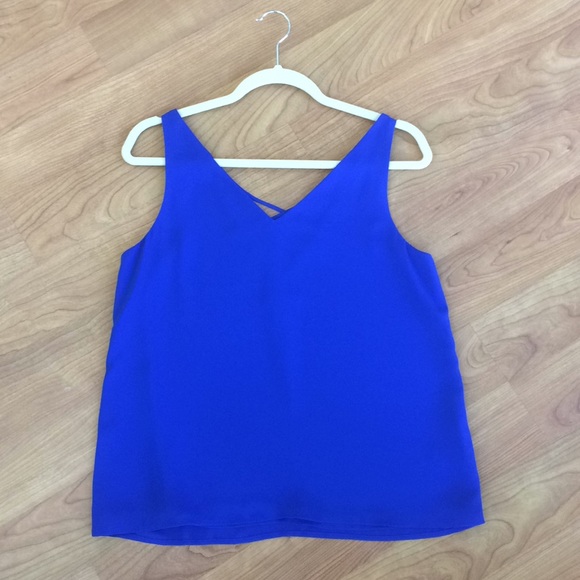 Express Tops - Gorgeous blue Express tank top